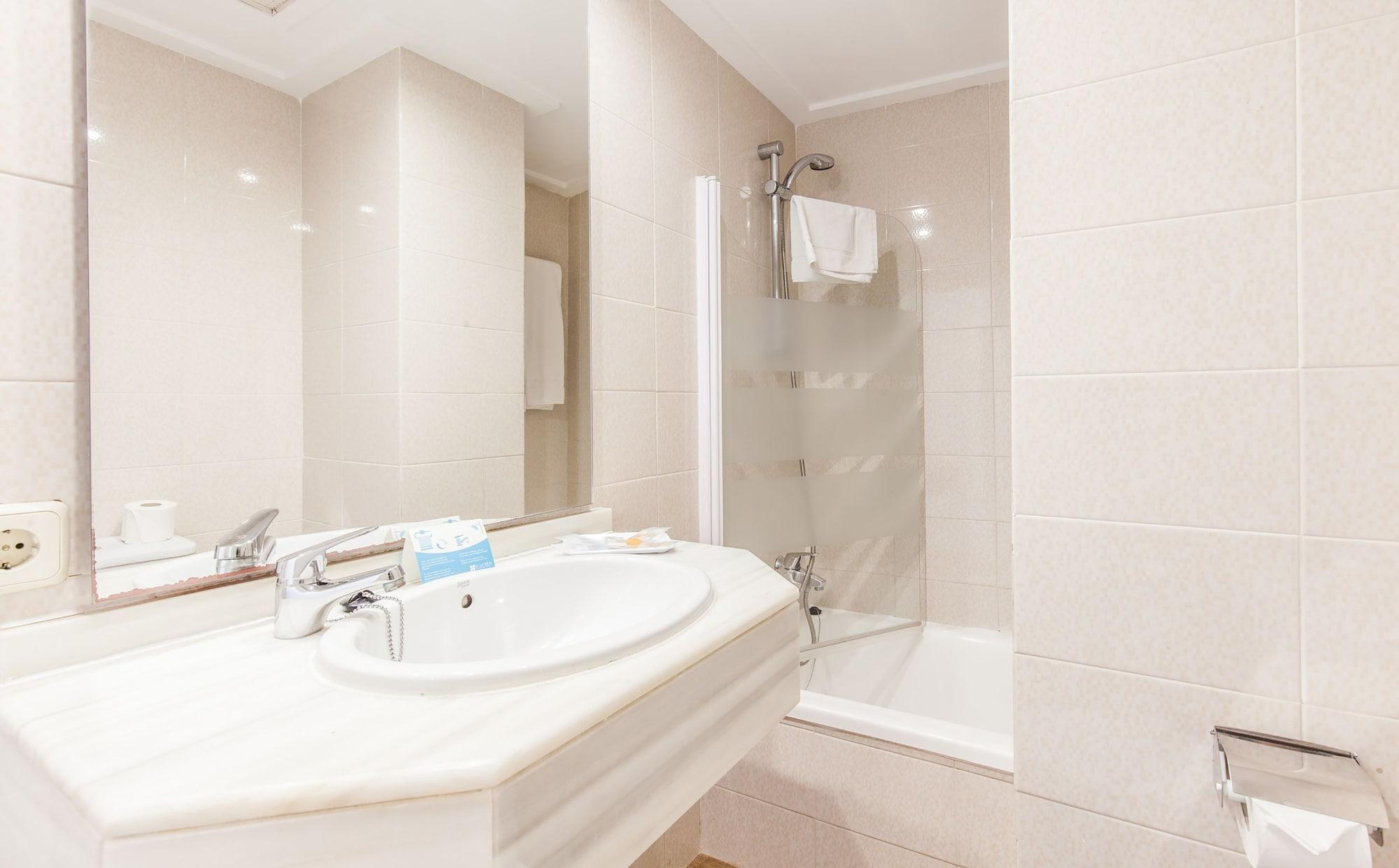 Bluesea Cala Millor Hotel Luaran gambar
